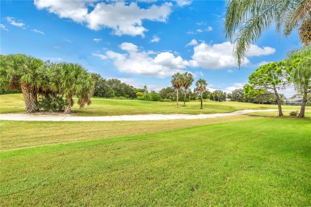 9086 SILVERTHORN ROAD, LARGO, Florida 33777, 4 Bedrooms Bedrooms, ,4 BathroomsBathrooms,Residential,For Sale,SILVERTHORN,MFRU8215869