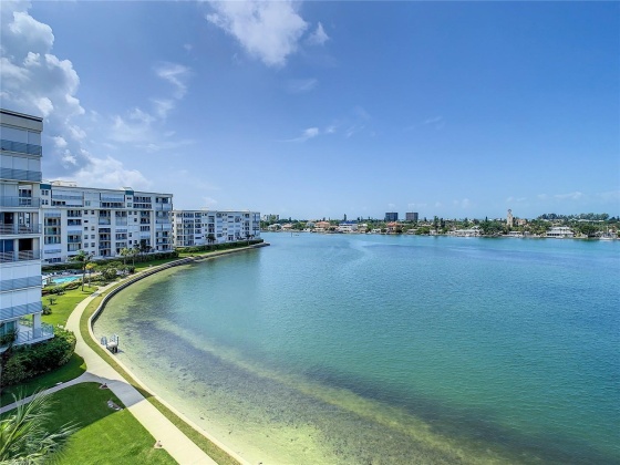 7984 SAILBOAT KEY BLVD S, SOUTH PASADENA, Florida 33707, 2 Bedrooms Bedrooms, ,2 BathroomsBathrooms,Residential,For Sale,SAILBOAT KEY BLVD S,MFRU8216002