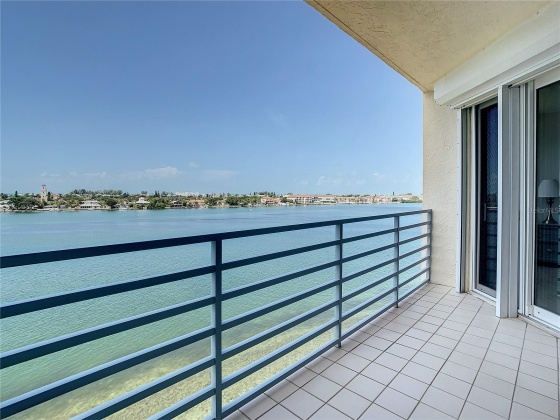 7984 SAILBOAT KEY BLVD S, SOUTH PASADENA, Florida 33707, 2 Bedrooms Bedrooms, ,2 BathroomsBathrooms,Residential,For Sale,SAILBOAT KEY BLVD S,MFRU8216002