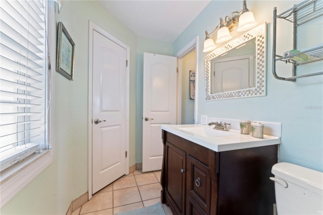 5003 STARFISH DRIVE, ST PETERSBURG, Florida 33705, 1 Bedroom Bedrooms, ,1 BathroomBathrooms,Residential,For Sale,STARFISH,MFRT3471443