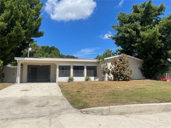 8373 76TH AVENUE, SEMINOLE, Florida 33777, 3 Bedrooms Bedrooms, ,2 BathroomsBathrooms,Residential,For Sale,76TH,MFRU8216573