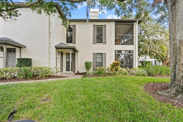 4514 SOUTHAMPTON COURT, TAMPA, Florida 33618, 2 Bedrooms Bedrooms, ,1 BathroomBathrooms,Residential,For Sale,SOUTHAMPTON,MFRT3478812