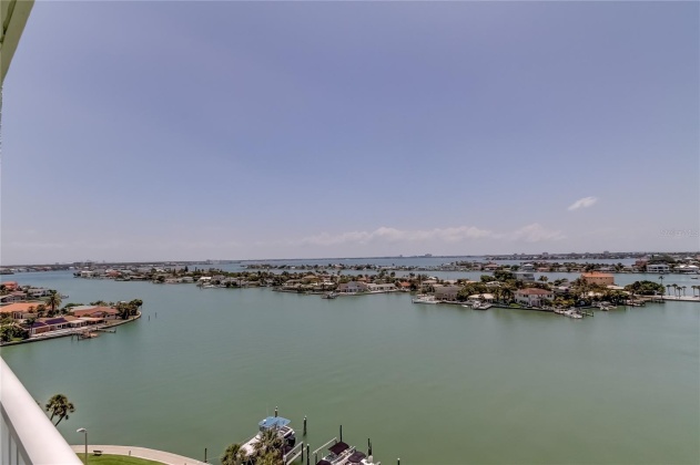 400 64TH AVENUE, ST PETE BEACH, Florida 33706, 3 Bedrooms Bedrooms, ,2 BathroomsBathrooms,Residential,For Sale,64TH,MFRU8217211