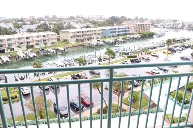 1 KEY CAPRI, TREASURE ISLAND, Florida 33706, 2 Bedrooms Bedrooms, ,2 BathroomsBathrooms,Residential,For Sale,KEY CAPRI,MFRT3479411