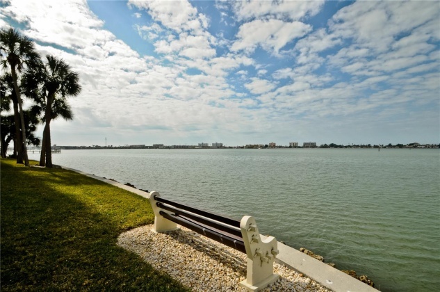 4780 COVE CIRCLE, ST PETERSBURG, Florida 33708, 2 Bedrooms Bedrooms, ,2 BathroomsBathrooms,Residential,For Sale,COVE,MFRU8214931