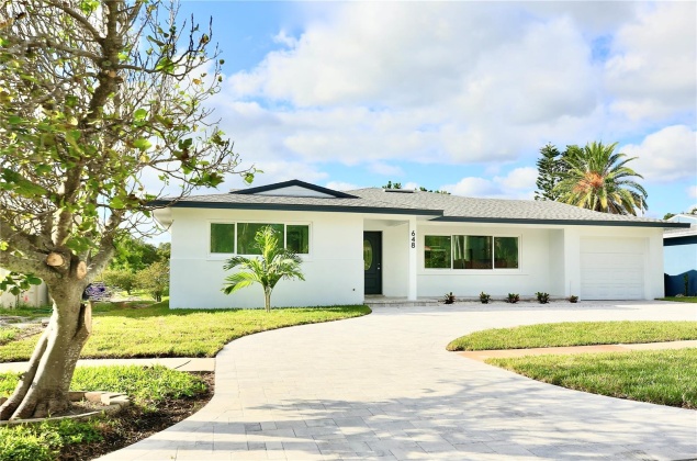 648 SHORE DRIVE, LARGO, Florida 33771, 2 Bedrooms Bedrooms, ,2 BathroomsBathrooms,Residential,For Sale,SHORE,MFRU8217985