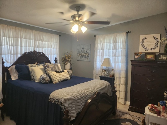 1011 OAKLAND HEIGHTS AVENUE, PLANT CITY, Florida 33563, 3 Bedrooms Bedrooms, ,1 BathroomBathrooms,Residential,For Sale,OAKLAND HEIGHTS,MFRT3480972