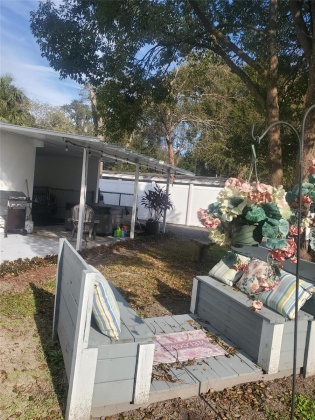 1011 OAKLAND HEIGHTS AVENUE, PLANT CITY, Florida 33563, 3 Bedrooms Bedrooms, ,1 BathroomBathrooms,Residential,For Sale,OAKLAND HEIGHTS,MFRT3480972