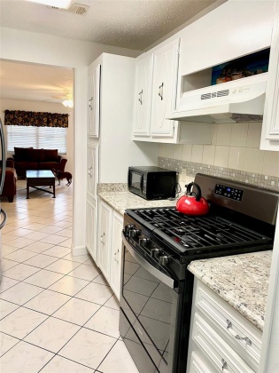 10032 65TH AVENUE, ST PETERSBURG, Florida 33708, 2 Bedrooms Bedrooms, ,1 BathroomBathrooms,Residential,For Sale,65TH,MFRU8218210