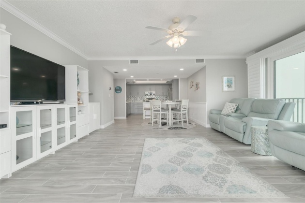 1501 GULF BOULEVARD, CLEARWATER, Florida 33767, 2 Bedrooms Bedrooms, ,2 BathroomsBathrooms,Residential,For Sale,GULF,MFRU8218023