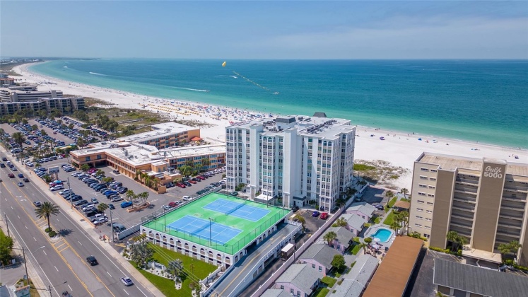 4950 GULF BOULEVARD, ST PETE BEACH, Florida 33706, 2 Bedrooms Bedrooms, ,2 BathroomsBathrooms,Residential,For Sale,GULF,MFRU8220728