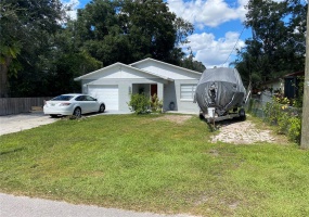 3710 HAMILTON AVENUE, TAMPA, Florida 33604, 4 Bedrooms Bedrooms, ,3 BathroomsBathrooms,Residential,For Sale,HAMILTON,MFRW7859097