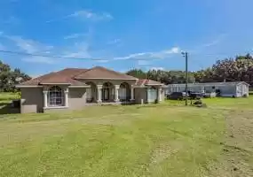 2310 THOMPSON ROAD, LITHIA, Florida 33547, 4 Bedrooms Bedrooms, ,3 BathroomsBathrooms,Residential,For Sale,THOMPSON,MFRT3483391