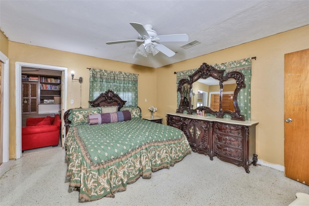 2281 PINELLAS POINT DRIVE, ST PETERSBURG, Florida 33712, 3 Bedrooms Bedrooms, ,2 BathroomsBathrooms,Residential,For Sale,PINELLAS POINT,MFRT3486132