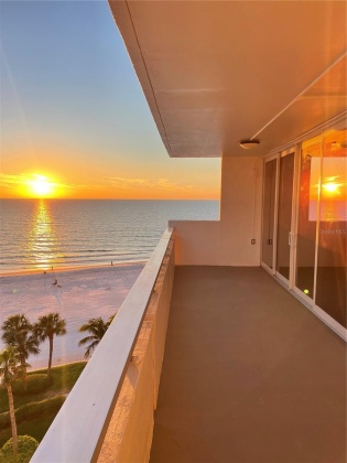 17920 GULF BOULEVARD, REDINGTON SHORES, Florida 33708, 1 Bedroom Bedrooms, ,1 BathroomBathrooms,Residential,For Sale,GULF,MFRT3487104