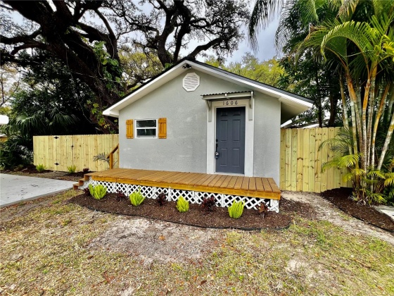 1606 OSBORNE AVENUE, TAMPA, Florida 33610, 2 Bedrooms Bedrooms, ,1 BathroomBathrooms,Residential,For Sale,OSBORNE,MFRU8220086