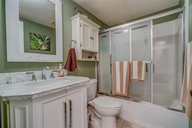 1847 SHORE DRIVE, SOUTH PASADENA, Florida 33707, 2 Bedrooms Bedrooms, ,2 BathroomsBathrooms,Residential,For Sale,SHORE,MFRU8221055