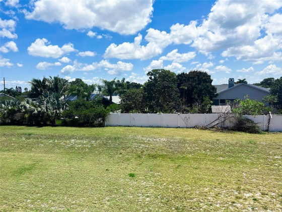 12300 PARK BOULEVARD, SEMINOLE, Florida 33772, 2 Bedrooms Bedrooms, ,2 BathroomsBathrooms,Residential,For Sale,PARK,MFRU8221936