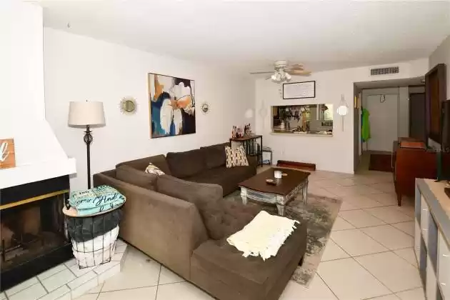 1952 LAUGHING GULL LANE, CLEARWATER, Florida 33762, 2 Bedrooms Bedrooms, ,2 BathroomsBathrooms,Residential,For Sale,LAUGHING GULL,MFRU8207314