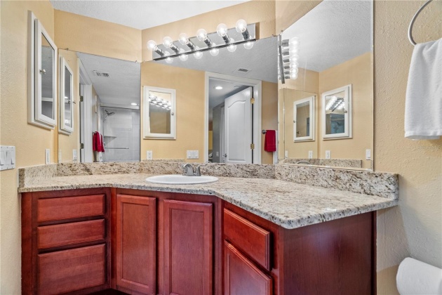 2333 FEATHER SOUND DR, CLEARWATER, Florida 33762, 1 Bedroom Bedrooms, ,1 BathroomBathrooms,Residential,For Sale,FEATHER SOUND DR,MFRT3487488