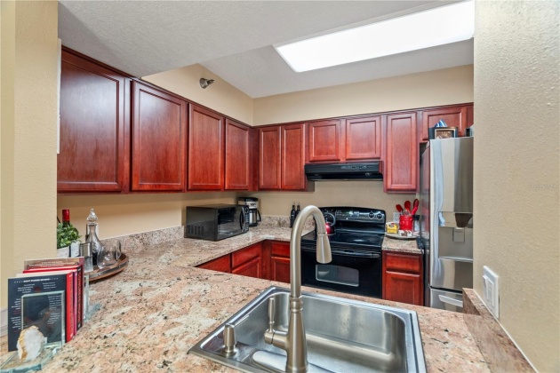 2333 FEATHER SOUND DR, CLEARWATER, Florida 33762, 1 Bedroom Bedrooms, ,1 BathroomBathrooms,Residential,For Sale,FEATHER SOUND DR,MFRT3487488