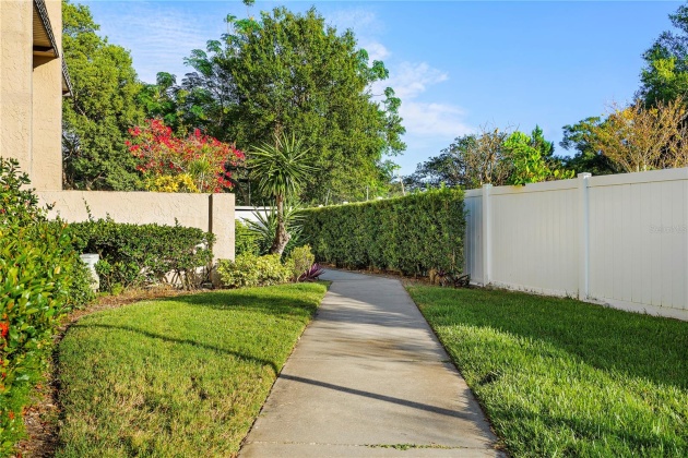 504 CORDOVA GREEN, SEMINOLE, Florida 33777, 2 Bedrooms Bedrooms, ,2 BathroomsBathrooms,Residential,For Sale,CORDOVA,MFRU8221969