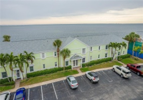 4874 COQUINA KEY DRIVE, ST PETERSBURG, Florida 33705, 1 Bedroom Bedrooms, ,1 BathroomBathrooms,Residential,For Sale,COQUINA KEY,MFRU8222162