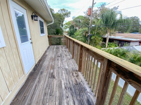 2037 MCMULLEN AVENUE, DUNEDIN, Florida 34698, 2 Bedrooms Bedrooms, ,2 BathroomsBathrooms,Residential,For Sale,MCMULLEN,MFRU8222526