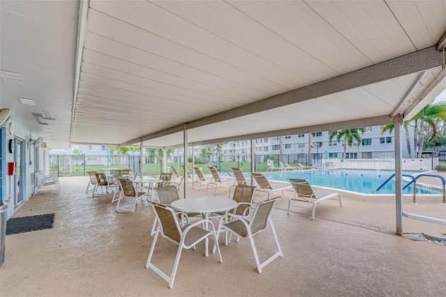 4715 BAY STREET, ST PETERSBURG, Florida 33703, 1 Bedroom Bedrooms, ,1 BathroomBathrooms,Residential,For Sale,BAY,MFRU8222422