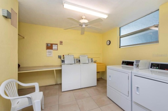 4715 BAY STREET, ST PETERSBURG, Florida 33703, 1 Bedroom Bedrooms, ,1 BathroomBathrooms,Residential,For Sale,BAY,MFRU8222422