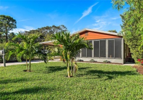 7999 36TH AVENUE, ST PETERSBURG, Florida 33710, 3 Bedrooms Bedrooms, ,2 BathroomsBathrooms,Residential,For Sale,36TH,MFRD6133590