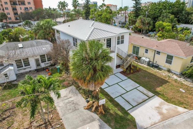 13240 2ND STREET, MADEIRA BEACH, Florida 33708, 3 Bedrooms Bedrooms, ,2 BathroomsBathrooms,Residential,For Sale,2ND,MFRT3483758