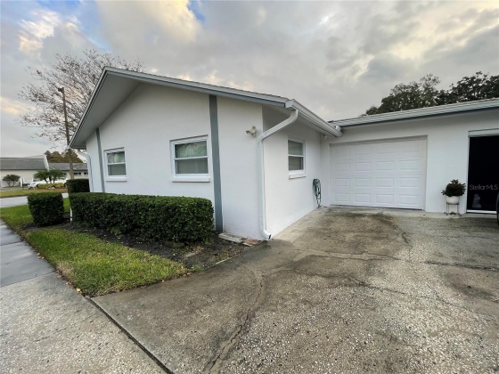 1305 WHITEBRIDGE DRIVE, PALM HARBOR, Florida 34684, 2 Bedrooms Bedrooms, ,2 BathroomsBathrooms,Residential,For Sale,WHITEBRIDGE,MFRU8222732