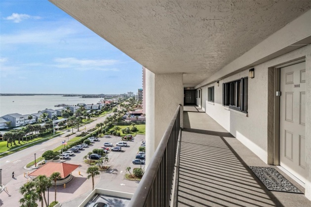 1290 GULF BOULEVARD, CLEARWATER, Florida 33767, 2 Bedrooms Bedrooms, ,2 BathroomsBathrooms,Residential,For Sale,GULF,MFRU8222835