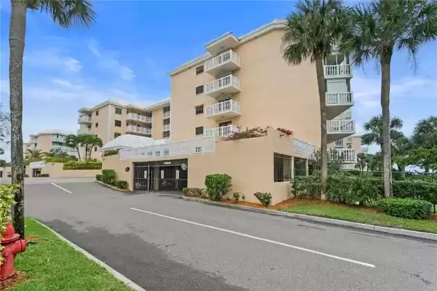 6600 SUNSET WAY, ST PETE BEACH, Florida 33706, 2 Bedrooms Bedrooms, ,2 BathroomsBathrooms,Residential,For Sale,SUNSET,MFRT3488088