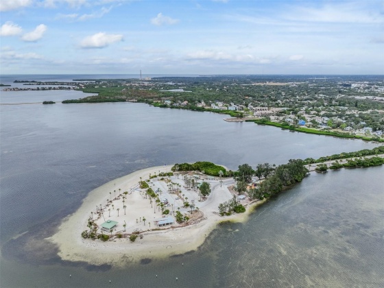 402 TARPON POINT, TARPON SPRINGS, Florida 34689, 1 Bedroom Bedrooms, ,1 BathroomBathrooms,Residential,For Sale,TARPON,MFRU8221288