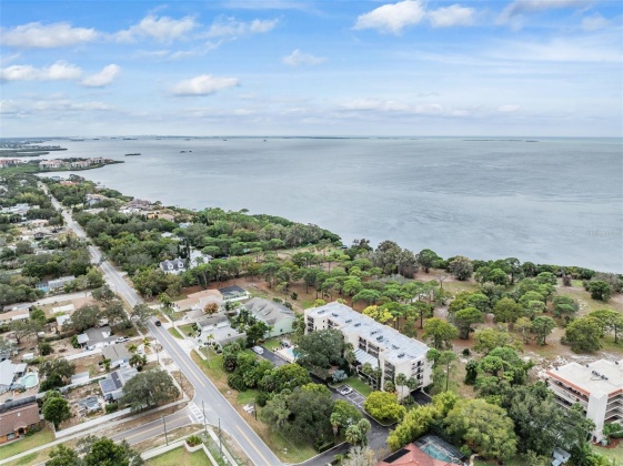 402 TARPON POINT, TARPON SPRINGS, Florida 34689, 1 Bedroom Bedrooms, ,1 BathroomBathrooms,Residential,For Sale,TARPON,MFRU8221288