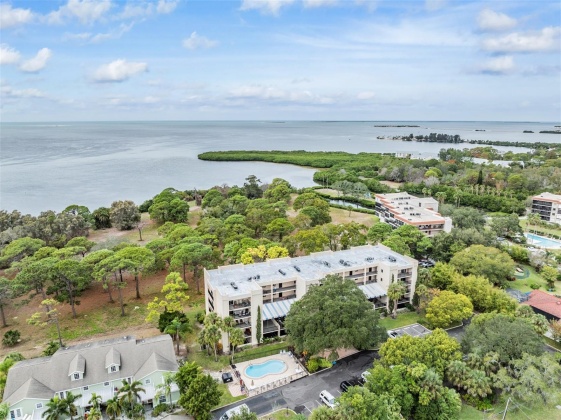 402 TARPON POINT, TARPON SPRINGS, Florida 34689, 1 Bedroom Bedrooms, ,1 BathroomBathrooms,Residential,For Sale,TARPON,MFRU8221288