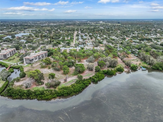 402 TARPON POINT, TARPON SPRINGS, Florida 34689, 1 Bedroom Bedrooms, ,1 BathroomBathrooms,Residential,For Sale,TARPON,MFRU8221288