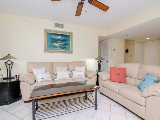 9860 62ND TERRACE, ST PETERSBURG, Florida 33708, 2 Bedrooms Bedrooms, ,2 BathroomsBathrooms,Residential,For Sale,62ND,MFRU8221468