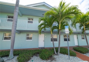 19417 GULF BOULEVARD, INDIAN SHORES, Florida 33785, 1 Bedroom Bedrooms, ,1 BathroomBathrooms,Residential,For Sale,GULF,MFRT3490436