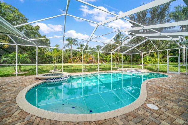 3360 MEADOW VIEW LANE, PALM HARBOR, Florida 34683, 6 Bedrooms Bedrooms, ,4 BathroomsBathrooms,Residential,For Sale,MEADOW VIEW,MFRU8221687