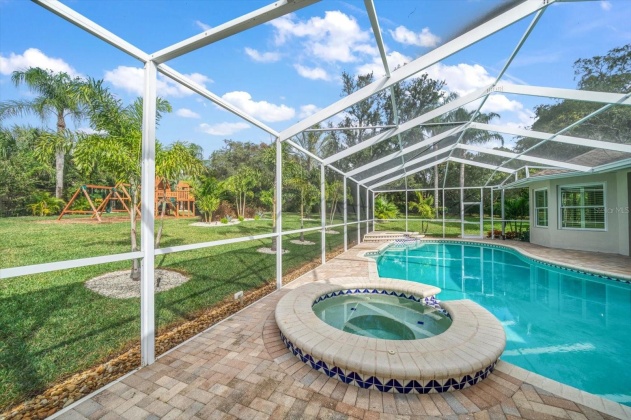 3360 MEADOW VIEW LANE, PALM HARBOR, Florida 34683, 6 Bedrooms Bedrooms, ,4 BathroomsBathrooms,Residential,For Sale,MEADOW VIEW,MFRU8221687