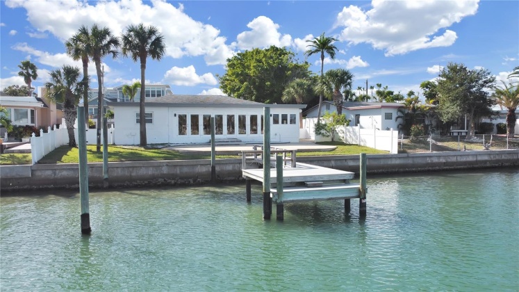 193 MAR STREET, ST PETE BEACH, Florida 33706, 2 Bedrooms Bedrooms, ,2 BathroomsBathrooms,Residential,For Sale,MAR,MFRU8223076