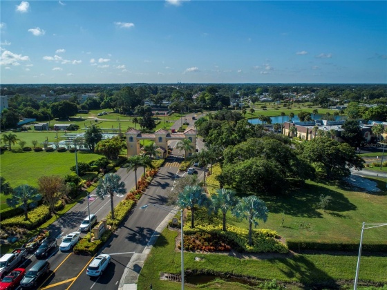 2023 GRANTHAM GREENS DRIVE, SUN CITY CENTER, Florida 33573, 2 Bedrooms Bedrooms, ,2 BathroomsBathrooms,Residential,For Sale,GRANTHAM GREENS,MFRT3489844