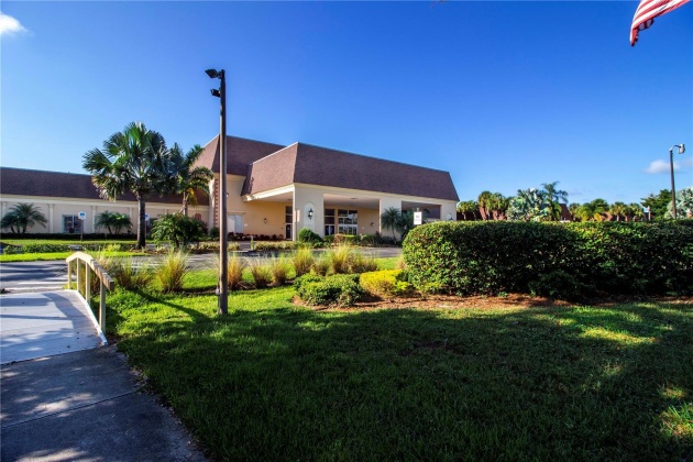 2023 GRANTHAM GREENS DRIVE, SUN CITY CENTER, Florida 33573, 2 Bedrooms Bedrooms, ,2 BathroomsBathrooms,Residential,For Sale,GRANTHAM GREENS,MFRT3489844