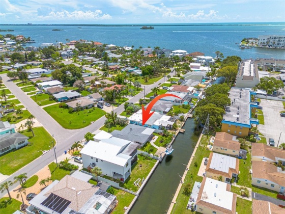 572 BAYWOOD DRIVE, DUNEDIN, Florida 34698, 2 Bedrooms Bedrooms, ,1 BathroomBathrooms,Residential,For Sale,BAYWOOD,MFRU8222992