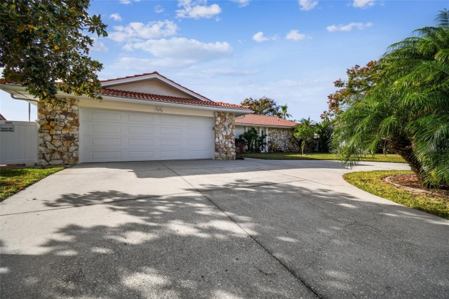 5040 PORPOISE PLACE, NEW PORT RICHEY, Florida 34652, 3 Bedrooms Bedrooms, ,2 BathroomsBathrooms,Residential,For Sale,PORPOISE,MFRU8223297