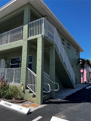 5601 SHORE BOULEVARD, GULFPORT, Florida 33707, 2 Bedrooms Bedrooms, ,1 BathroomBathrooms,Residential,For Sale,SHORE,MFRT3490167