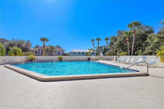 5940 PELICAN BAY PLAZA, GULFPORT, Florida 33707, 2 Bedrooms Bedrooms, ,2 BathroomsBathrooms,Residential,For Sale,PELICAN BAY,MFRU8223215